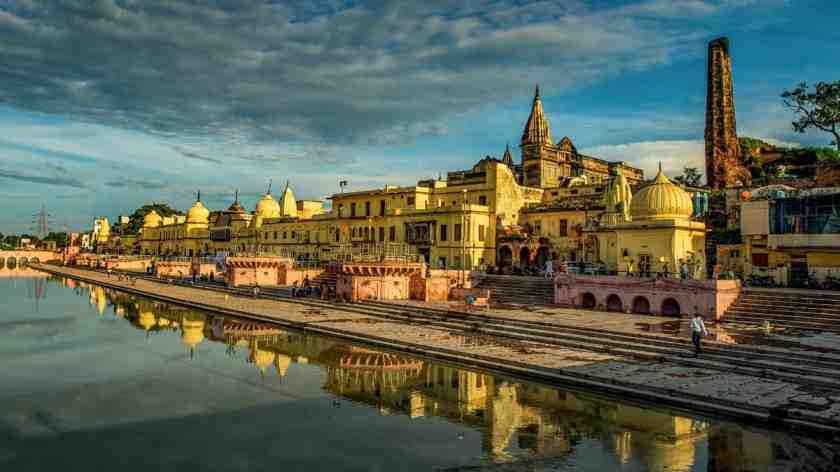 Places to visit in Ayodhya, Ram ki paidi Sarayu ghat Ayodhya